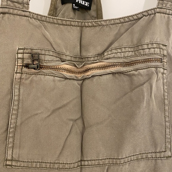 Aritzia - Wilfred free overalls in olive green. Ankle length. Size small. - Picture 6 of 7